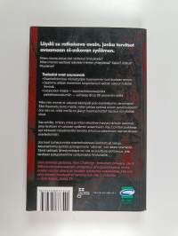 Helvetin varjelluin salaisuus : laajennettu painos opiskelukysymyksineen