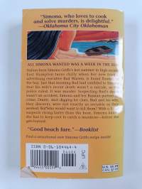 The Trouble with a Hot Summer : A Simona Griffo Mystery