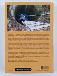 Poliisi kertoo 4 : suomalaisia rikostapauksia