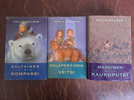 Universumien tomu 1-3: Kultainen kompassi; Salaperäinen veitsi; Maaginen kaukoputki