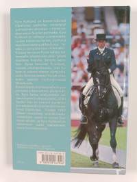 Kyra : kouluratsastuksen kuningatar