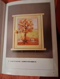 Posliininmaalaus-opas 1.Oppaan toteutus Maria Louhevesi.Mallit maalannut Salli Viinikka, käännös ruotsiksi Elve Pollars.Valokuvar Valokuvaamo T.Hautamäki  P.1993.