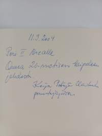 Kevättä kohti : kolme rakkaustarinaa (signeerattu, tekijän omiste)