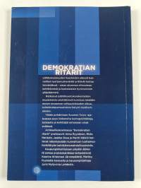 Demokratian ritarit : kuntien luottamushenkilötyön kehittäminen