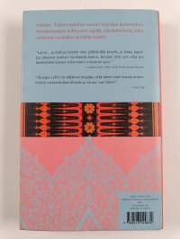 Tämä siunattu koti