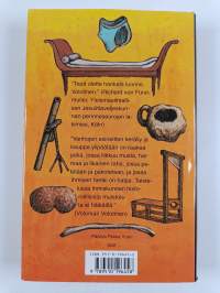 Volomari Volotisen ensimmäinen vaimo ynnä muuta vanhaa tavaraa (signeerattu)