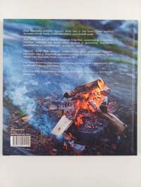 Kesämiesten kesäruokaa : Poppamies Marko ja Chef Santeri