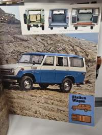 Toyota Land cruiser  Hardtop,  Vinyl top, Pickup ja Stadion Wagon  1974 myyntiesite.
