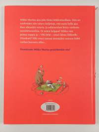 Mikko Murina ajaa veturia