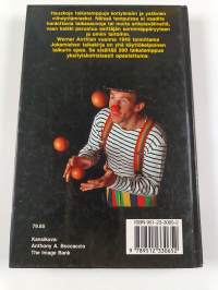 Jokamiehen taikakirja : 200 valikoitua taikatemppua