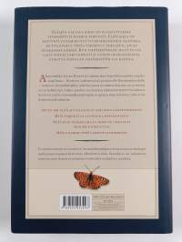 Tutkimusmatkoja saarille : luonnon monimuotoisuutta kartoittamassa