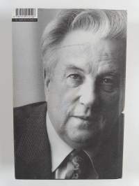 Aikansa rikos : historiallisen kehityksen valaisijana