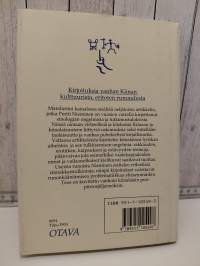 Mandariini kainalossa, Kirjoituksia vanhan Kiinan kulttuurista, eritoten runoudesta