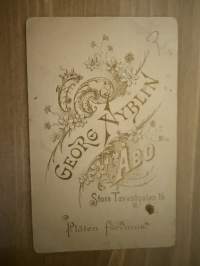 Valokuvaamo Georg Nyblin, Turku -visiittikorttivalokuva / visitcard photo - cdv