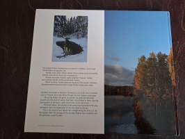 Veden kuvajaiset : elämää Karvianjoen vesistössä = Reflections on the water : life in the Karvianjoki watershed