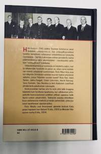 Kahdeksan tuomittua miestä