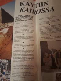 Posliinin maalaus ja keramiikka n:o 1v.1988. Yksinkertaista ohjausta ko. töiden tekoon. uusiakin ideoita paljon mm kynttilän valmistus.Vihjeitä koristeluun