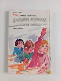 Tiina aloittaa oppikoulun