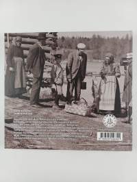 Sata kuvaa Tampereelta