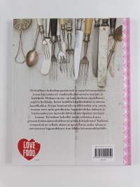 Leivotaan marjoista ja hedelmistä : herkullisia kakkuja, piirakoita ja jälkiruokia