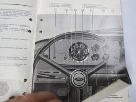 Ford D-sarja kuorma-auto 1972 -käyttöohjekirja