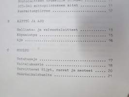 Valmet D 25-40 trukki / haarukkatrukki  25215- -käyttö- ja huolto-ohjekirja / käyttöohjekirja