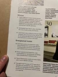 Sielunpeili 2017 nr 8, Aivokasvain, Esko Raine, Tarja Sahari, himmelin herkkyys, Kalevalainen meditaatio