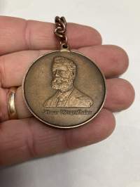 Linotype 1886-1986 / Ottmar Morgenthaler - painokone -muistomitali / riipus