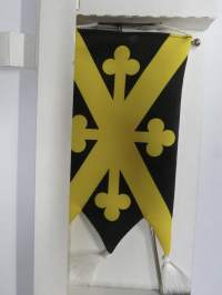 Pieksämäki -pöytälippu / viiri, tanko + jalusta pakkauksessa, käyttämätön