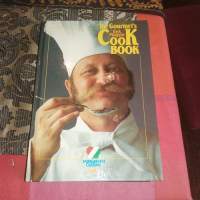 The Gourmet's Cook Book: Hungarian Cuisine