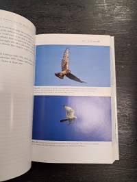 The raptors of Europe and the Middle East : a handbook of field identification