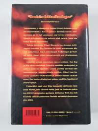 Tyttö joka leikki tulella