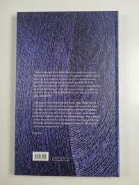 Outre-Mer : sinertävä kaukaisuus = blue in the distance