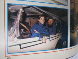 Jaana 1971 nr 7; Anna Matisse, Mikä on Monacon ruhtinasparin onnen salaisuus?, Anja-Louise Hansen - prinsessasatu muuttui painajaiseksi - perijättärestä alkoholisti