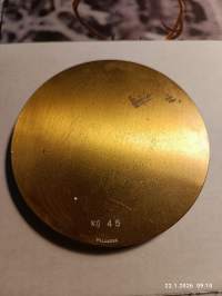 Puolustusvoimien kirkollinen työ – Pronssinen pöytämitali. Tillander N:o 45