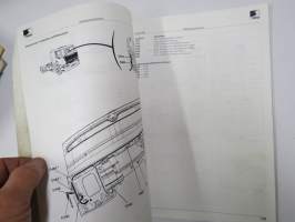 Sisu kuorma-autot - Huolto-ohje - Sähköjärjestelmä E11 / 12 / 18 Euro 3 -korjaamokirjasarjan osa