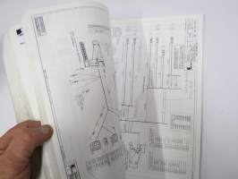 Sisu kuorma-autot - Huolto-ohje - Sähköjärjestelmä E11 / 12 / 18 Euro 3 -korjaamokirjasarjan osa