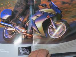 Yamaha FJR1300 / 1300A moottoripyörä -myyntiesite