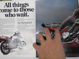 Yamaha 1984 Performance Series moottoripyörä -myyntiesite