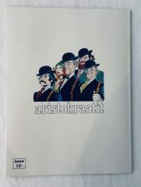 Aristokraatit: Scotland Yardin kiusanhenget