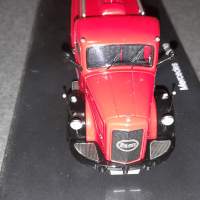 Mercedes l 6600    esso paloauto  Pienoismalli kuorma-auto