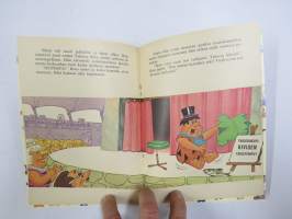 Retu Kivinen ja Leijasiipishow - Peku Pensseli -sarjaa