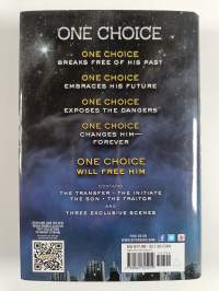 Four : a Divergent collection