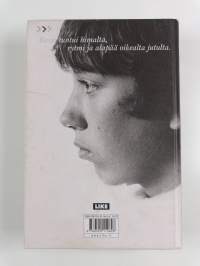 Sami Yaffa : tie taipuu :  omaelämäkerta