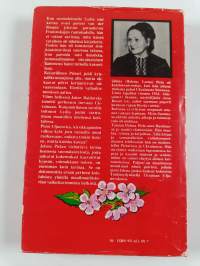 Ja kirsikat kukkivat Uljanovkassa