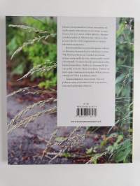 Suojaa puutarhasi tuholaisilta ja rikkaruohoilta