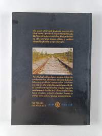 Elinikäinen taakka : ikääntyneiden lappilaisten muistot vuorovaikutussuhteistaan jatkosodan ajan Saksan armeijan sotilaisiin ja neuvostoliittolaisiin sotavankeihi...