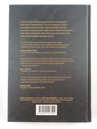 Exit : 15 inspiroivaa tositarinaa suomalaisista yrittäjistä, jotka loivat menestyksen tyhjästä