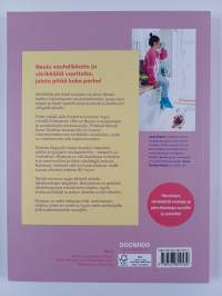 Värikkäitä pörröisiä neuleita