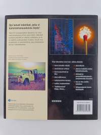 Kehity kuvaajana : 52 luovaa kuvausprojektia